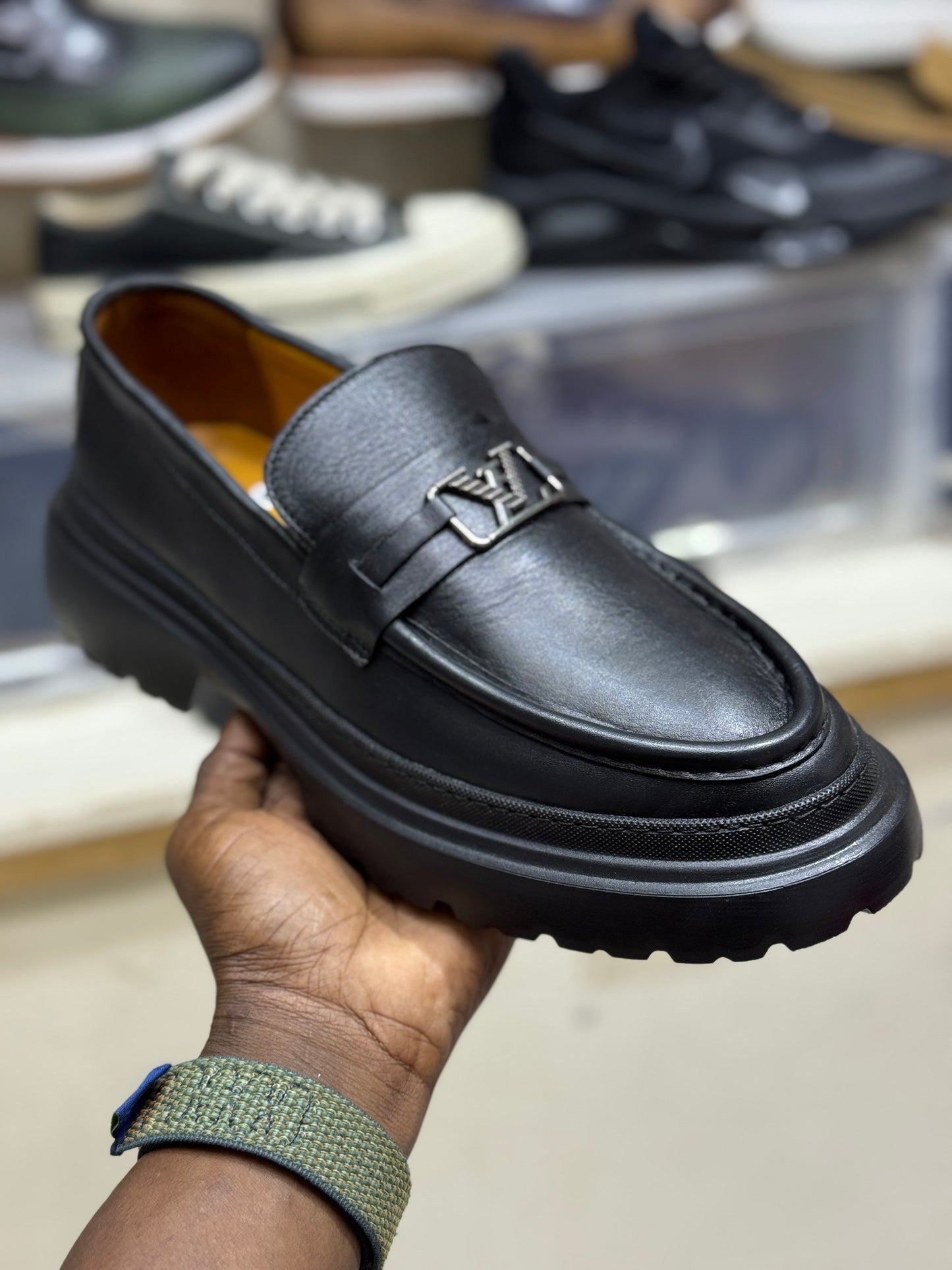 DERBY 100cuir