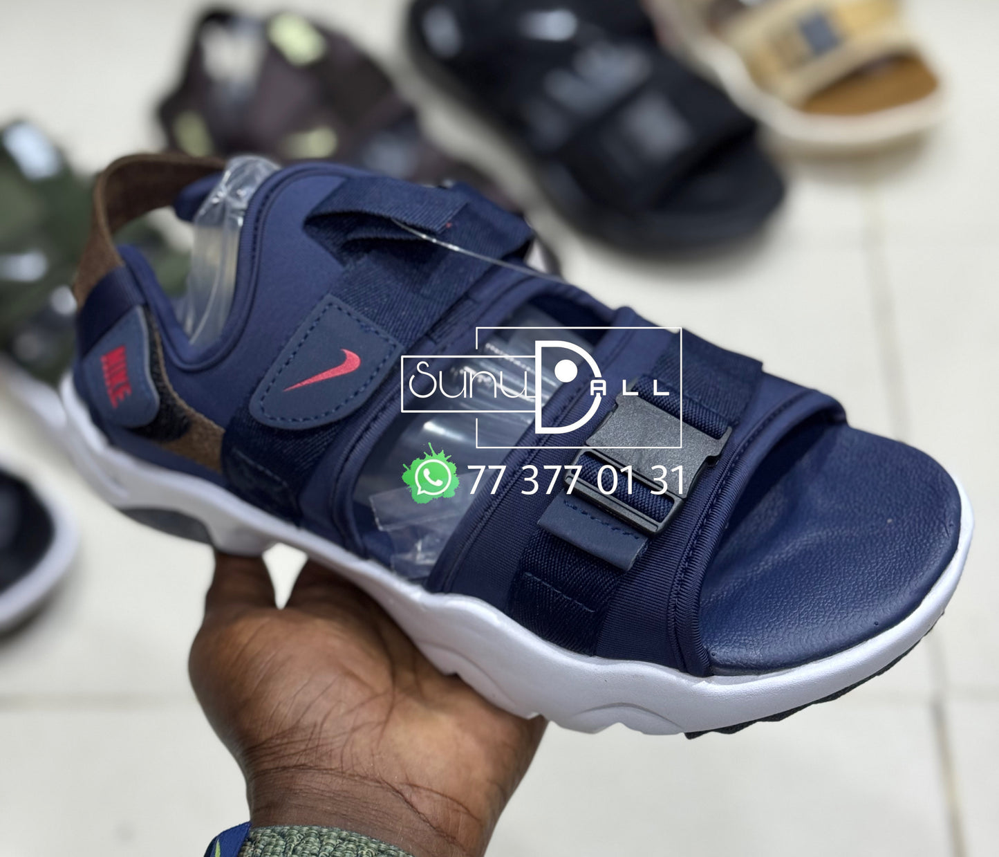 Claquettes Nike